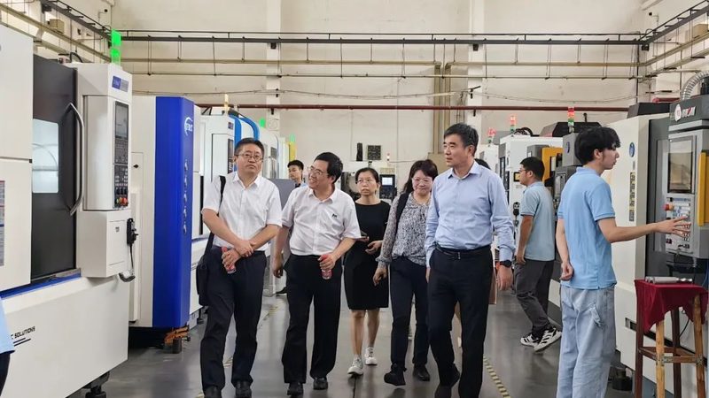 传送带材质选择：关键因素与常见误区